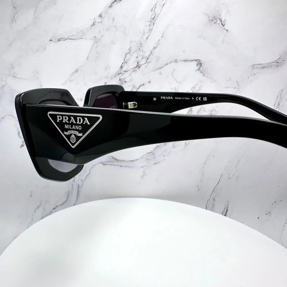 Prada Sunglasses Black Square Oversized Triangle Logo Italy Gradient Lens - Picture 11 of 16